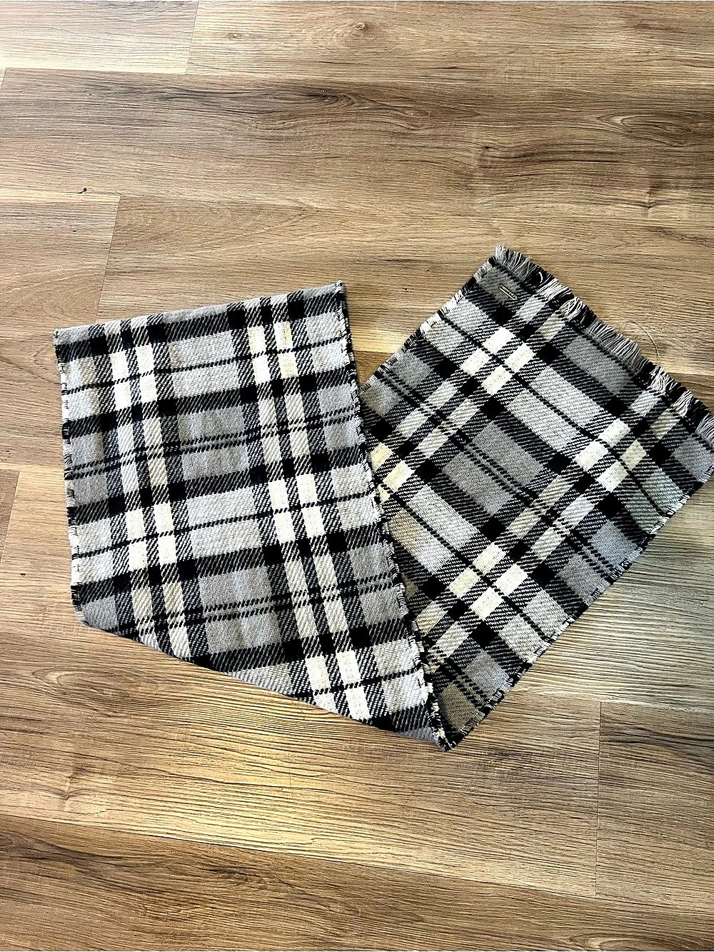 Steve Madden Plaid Scarf in Black & Gray